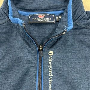 Vineyard Vines youth pullover.